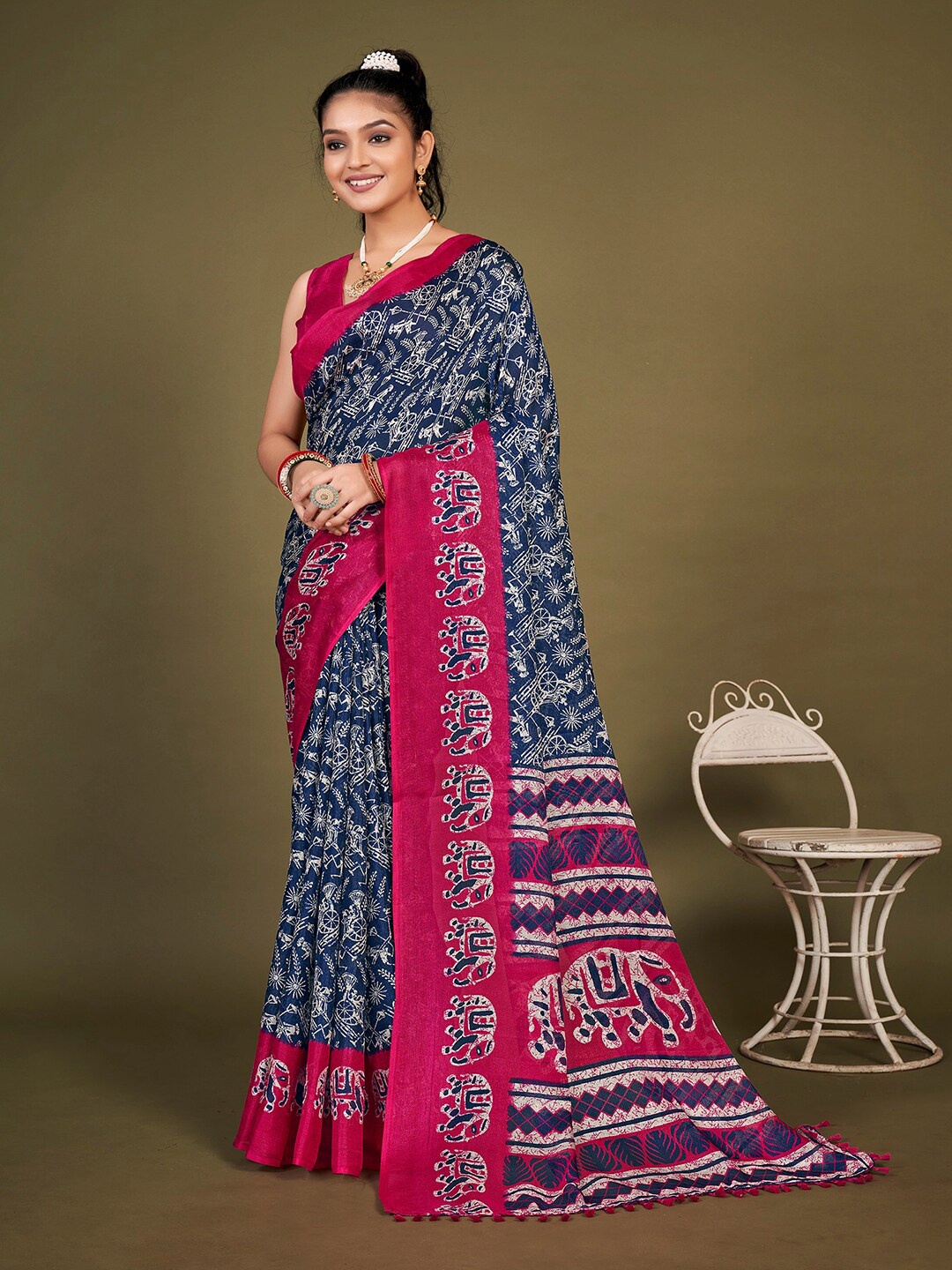 

KALINI Ethnic Motifs Jute Silk Dabu Saree, Navy blue