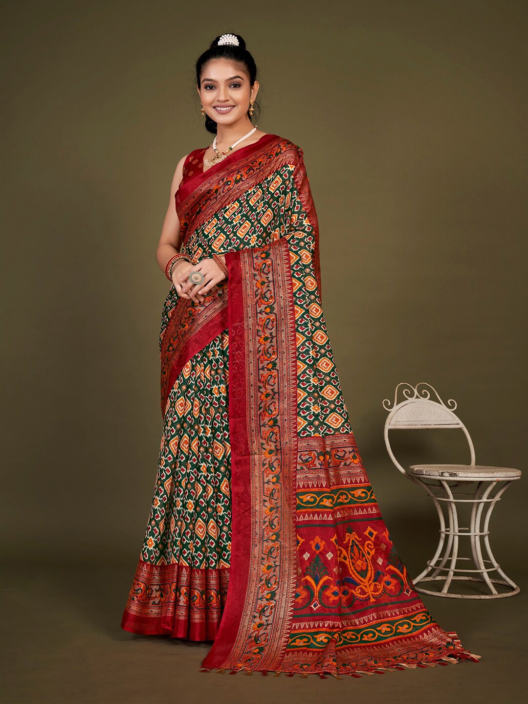 

KALINI Ethnic Motifs Printed Zari Jute Silk Patola Saree, Green