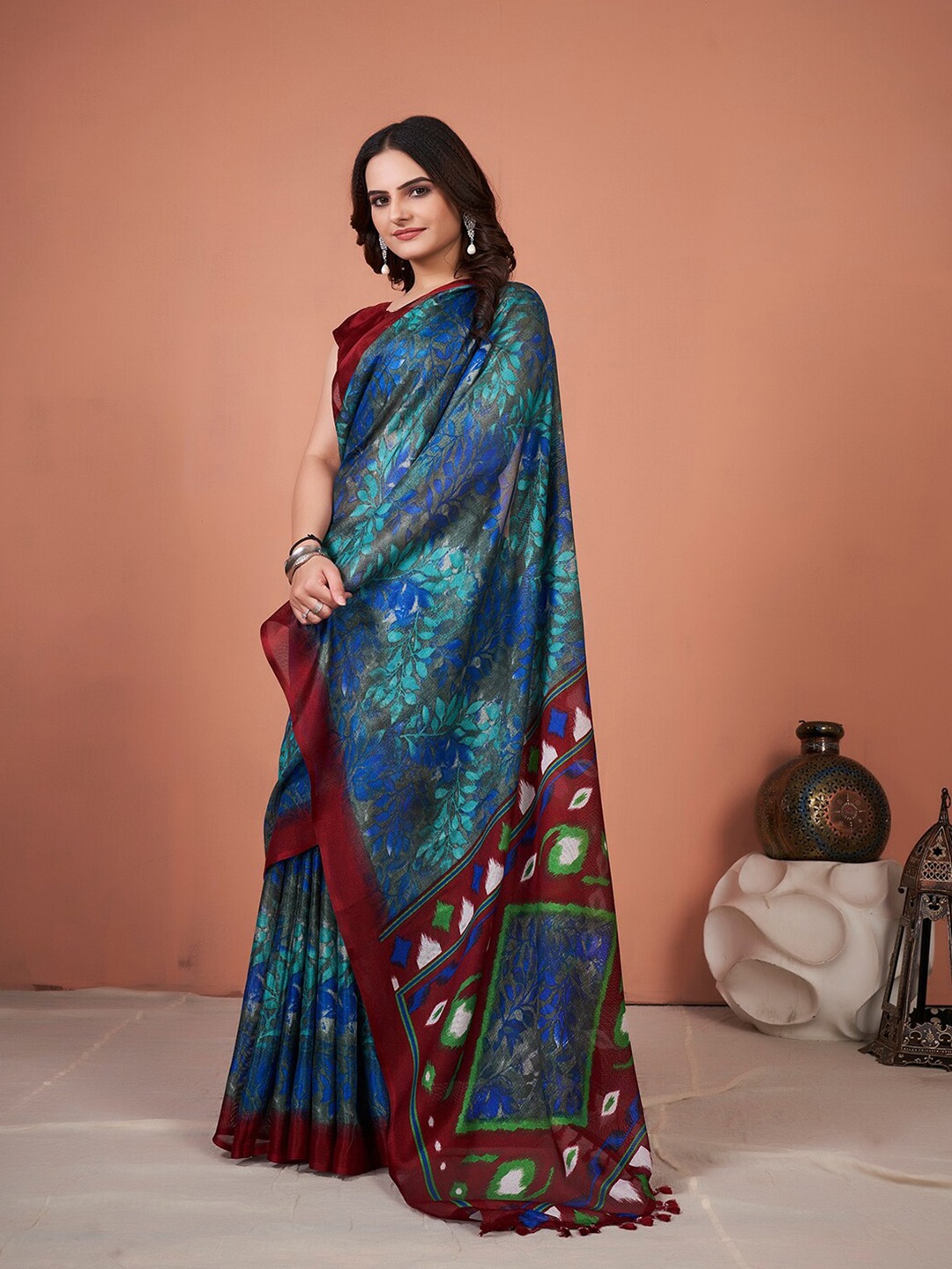 

KALINI Floral Printed Jute Silk Saree, Blue