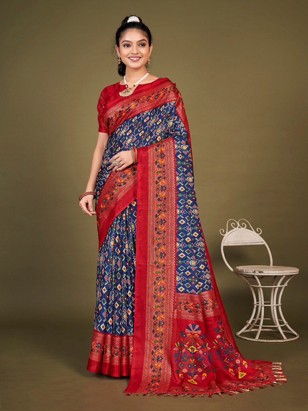 

KALINI Ethnic Motifs Printed Jute Silk Patola Saree, Navy blue