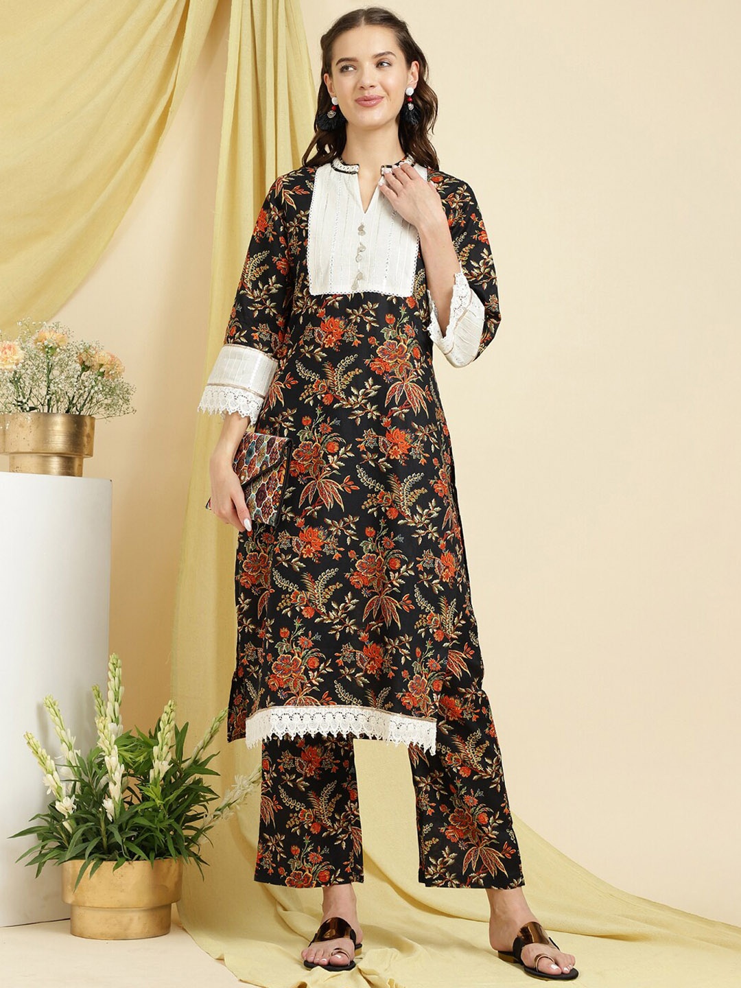 

Be Indi Floral Printed Straight Pure Cotton Kurta Set with Trouser, Black