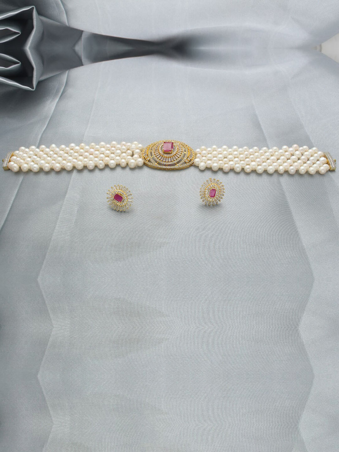 

Sri Jagdamba Pearls Dealer Gold-Plated Awfull Pearl Choker Necklace With Earrings, White