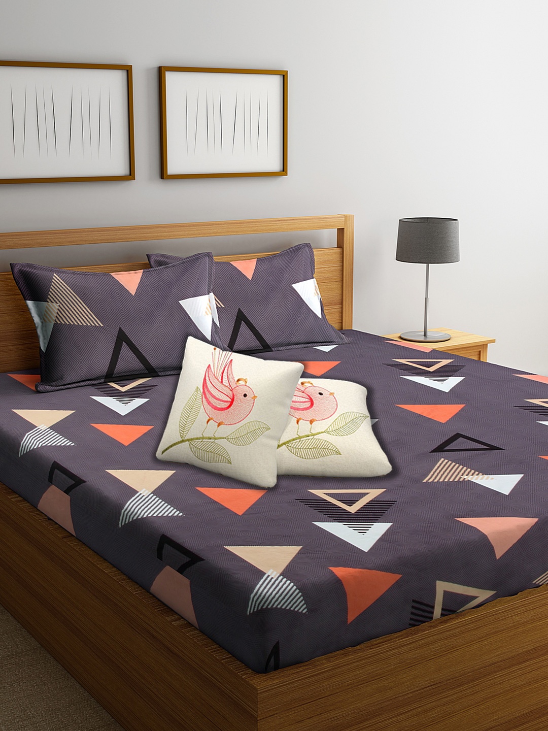 

KLOTTHE Purple & Orange Printed 300 TC Double King Bedsheet & 2 Pillow & Cushion Covers
