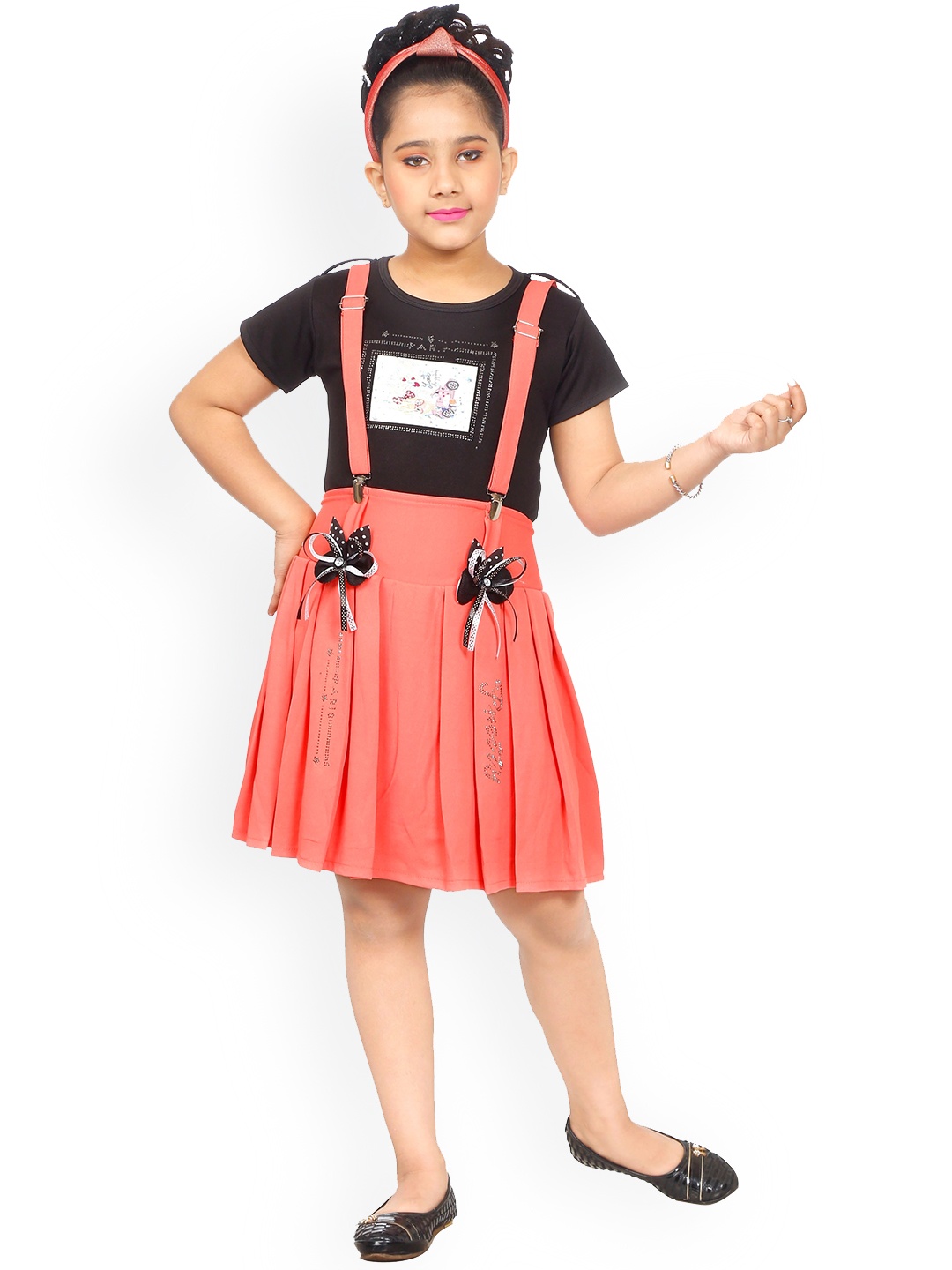 

CELEBRITY CLUB Girls Dungaree With Printed T-Shirt, Peach