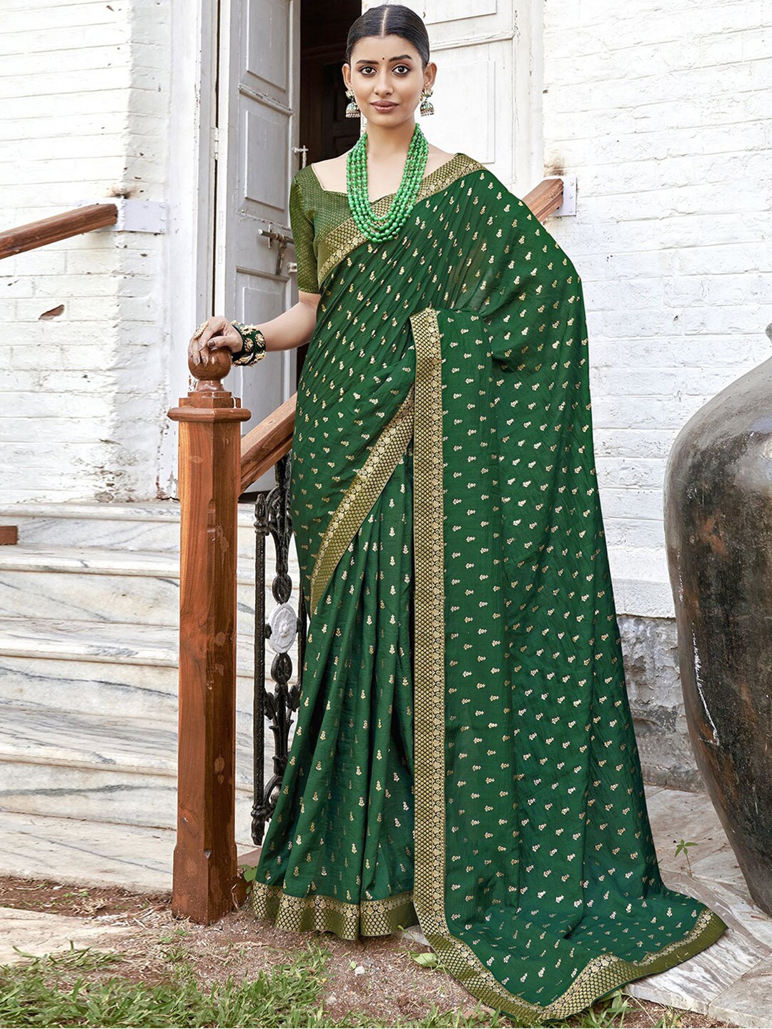 

Satrani Ethnic Motifs Printed Zari Saree, Green