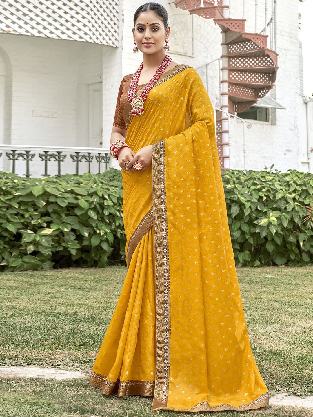 

Satrani Polka Dot Zari Silk Blend Saree, Yellow