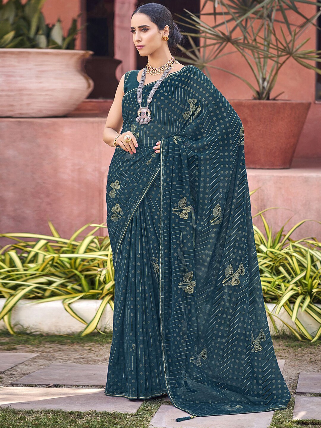

Satrani Floral Zari Saree, Teal