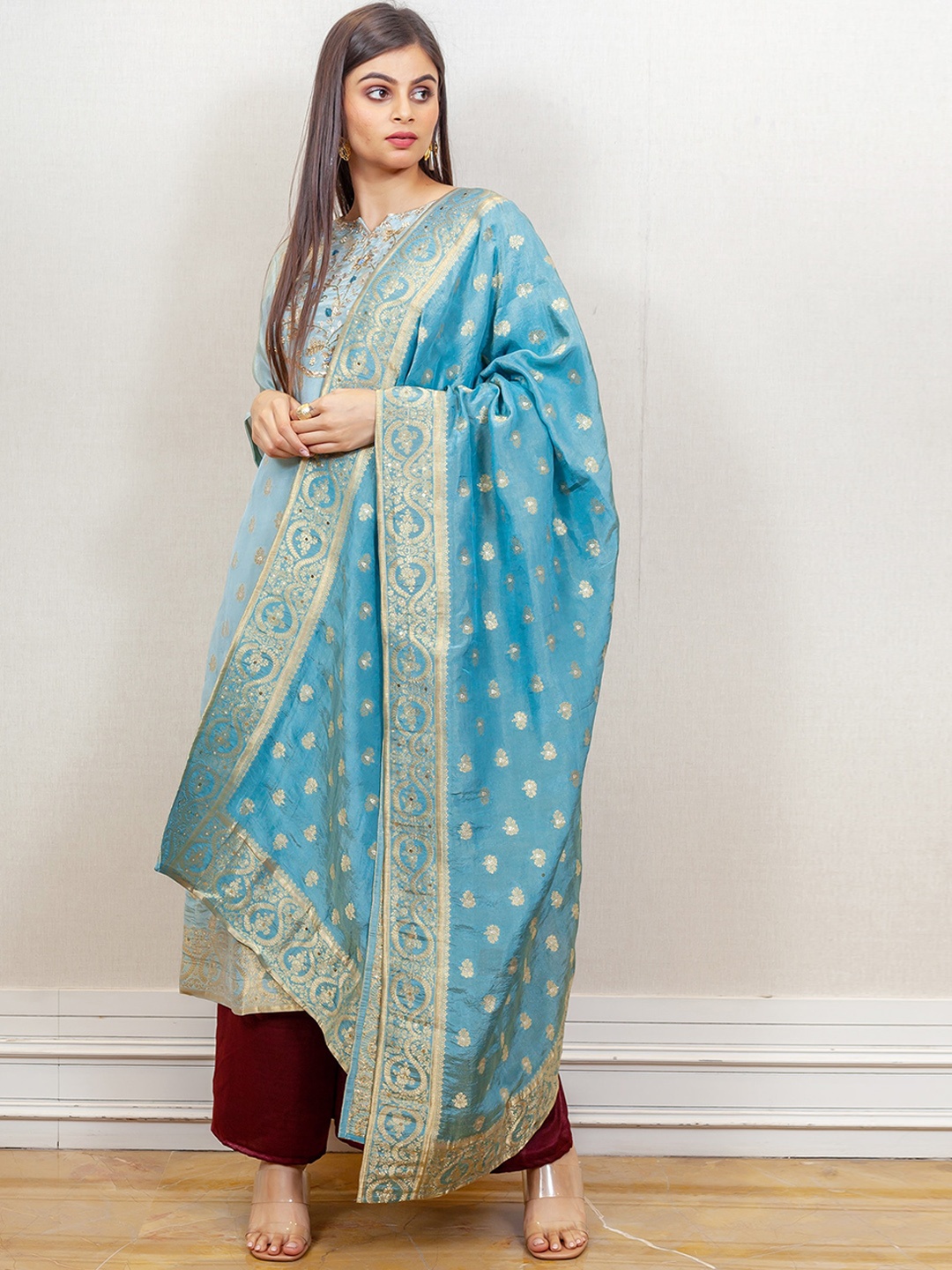

Simaaya Women Ethnic Motifs Pure Silk Kurta with Palazzos & Dupatta, Blue