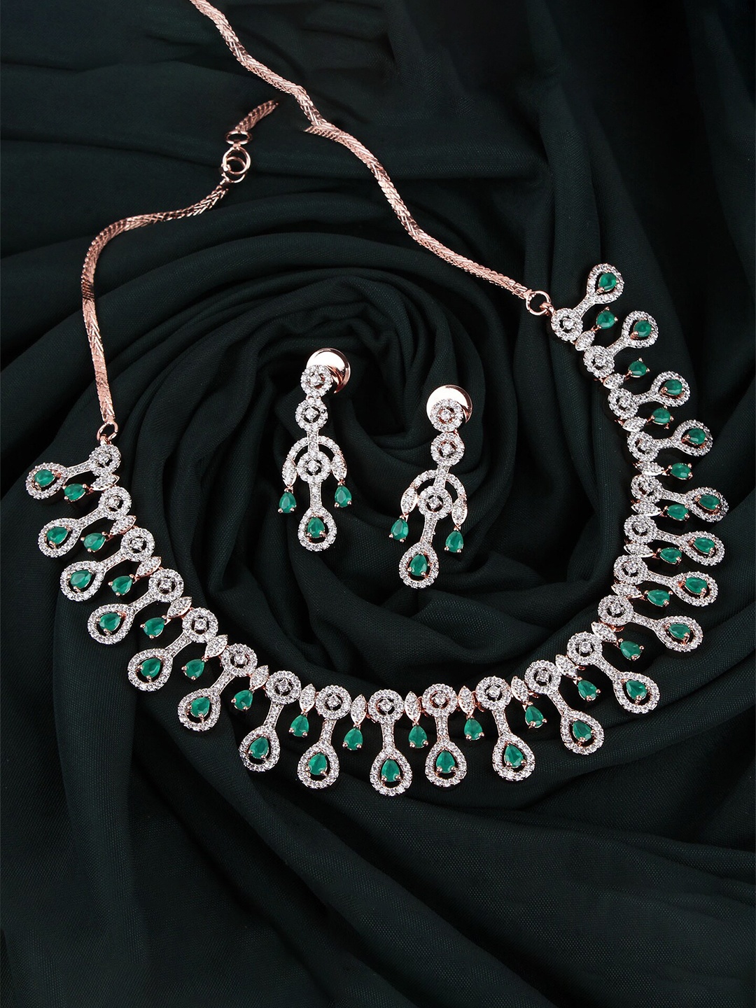 

Mirana Rose Gold Plated Millie Drop Fall Green Colored Necklace Set