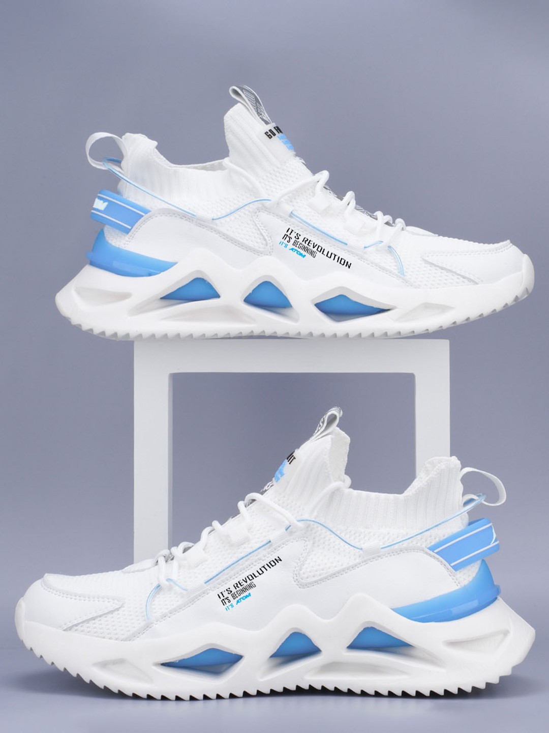 

Atom Men Colourblocked Mesh Basisc Sneakers, White