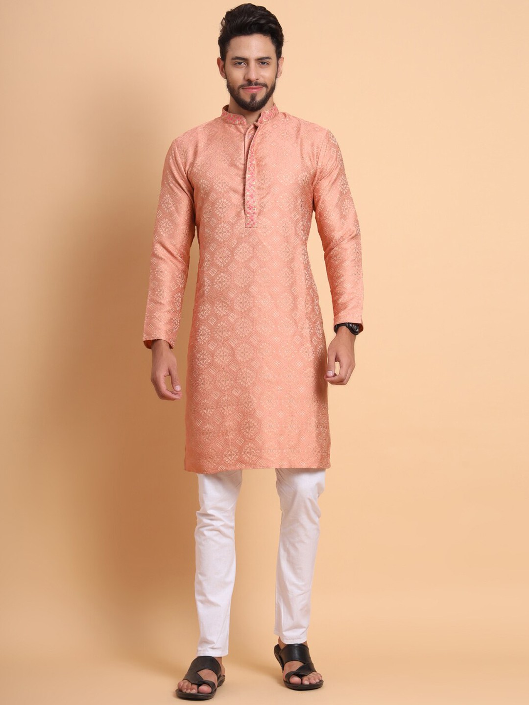 

SWAGG INDIA Ethnic Motifs Woven Design Cotton Wool Jacquard Kurta, Peach
