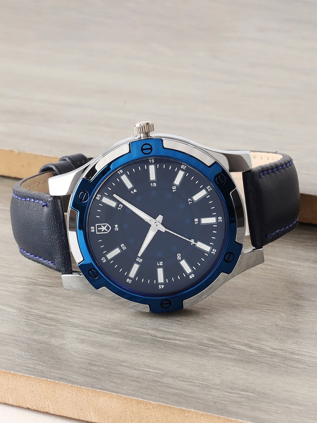 

Roadster Men Blue Two-Tone Analog Wrist Watch RDM001C