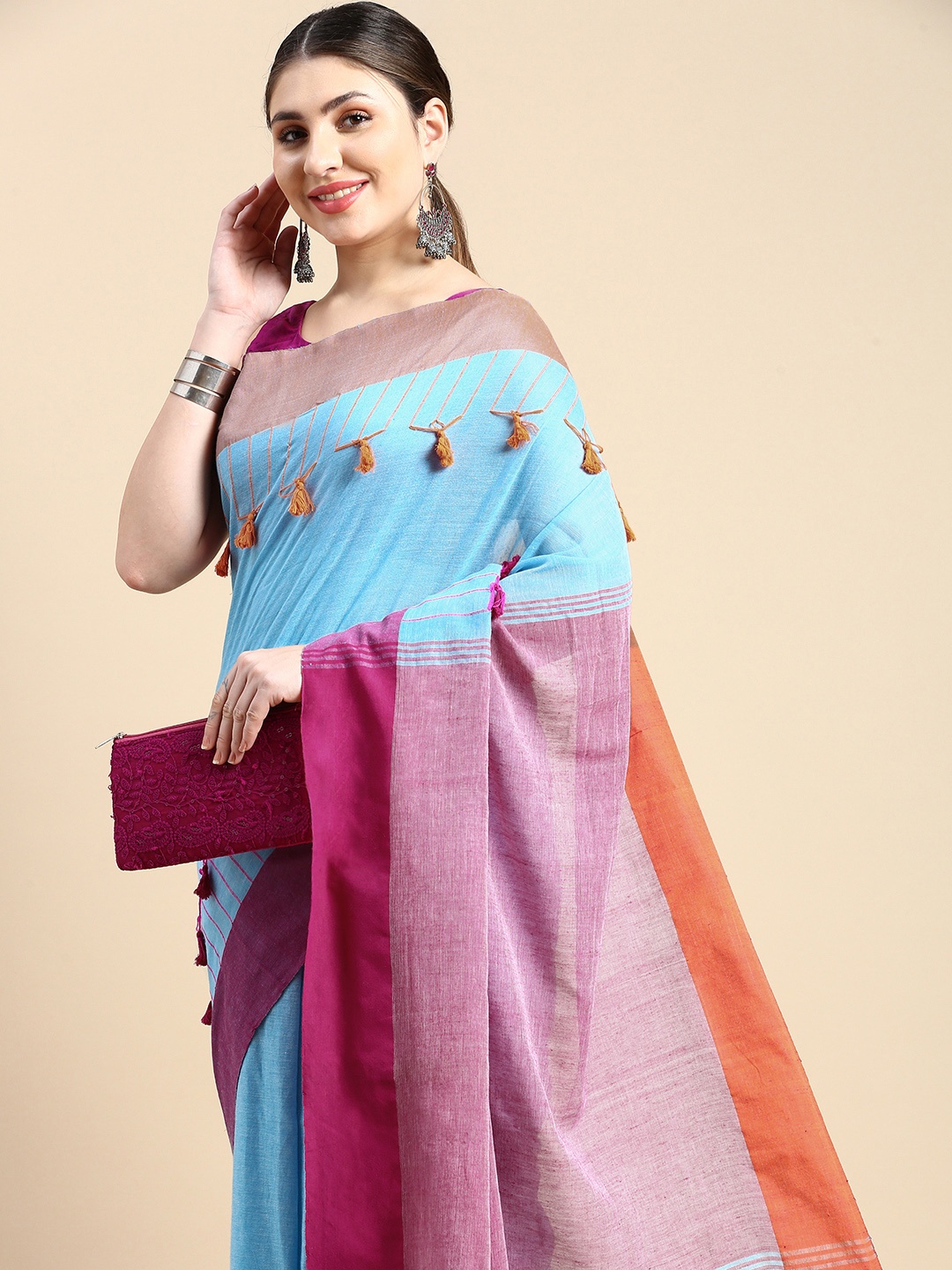 

DESH BIDESH Colourblocked Pure Cotton Taant Saree, Blue