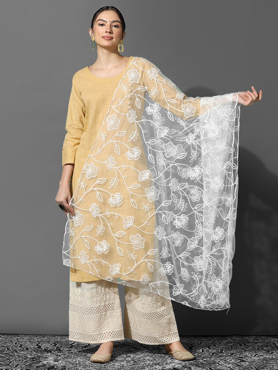 

KALINI Embroidered Dupatta, White