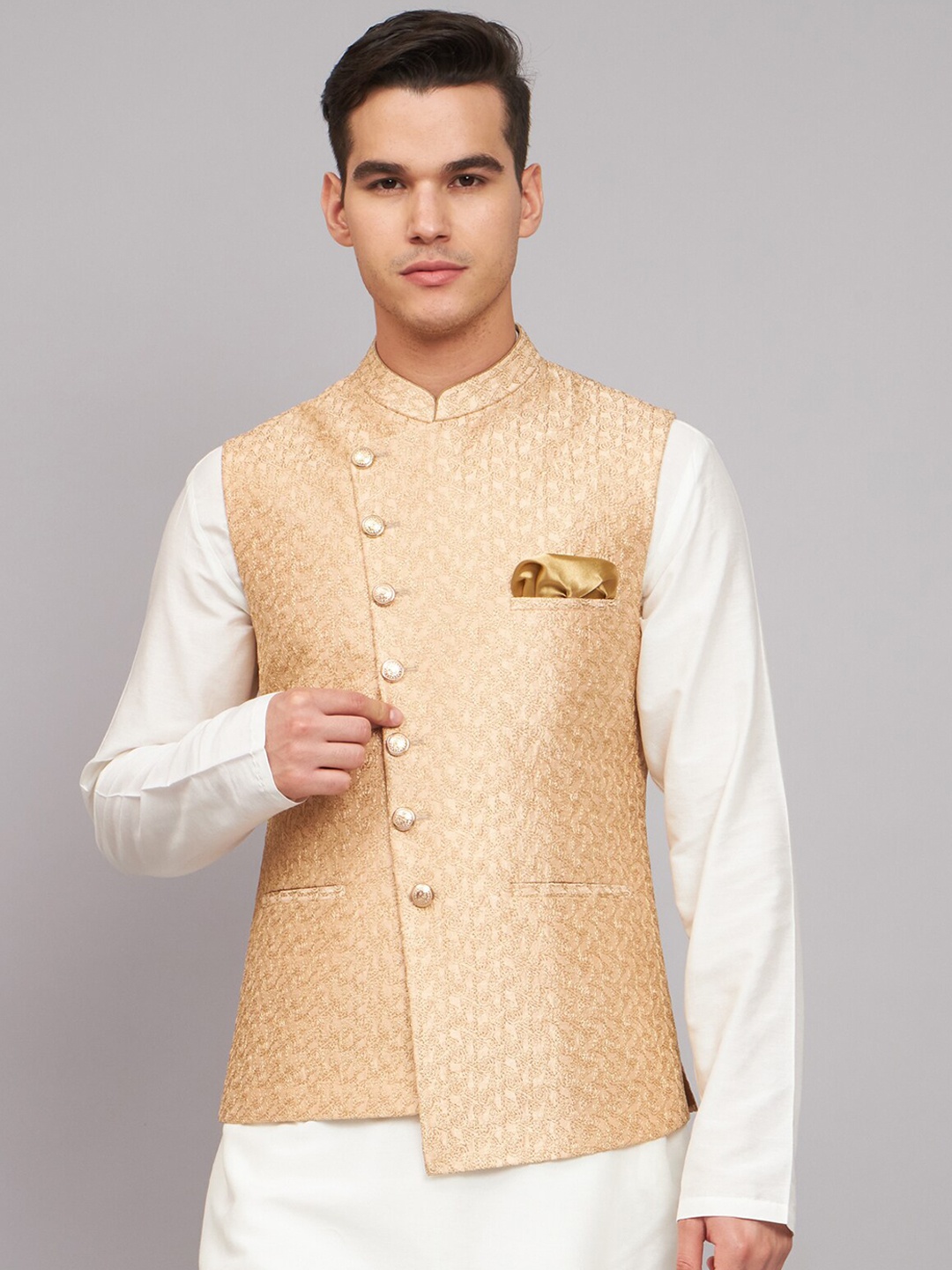 

MAXENCE Men Woven Design Nehru Jackets, Gold