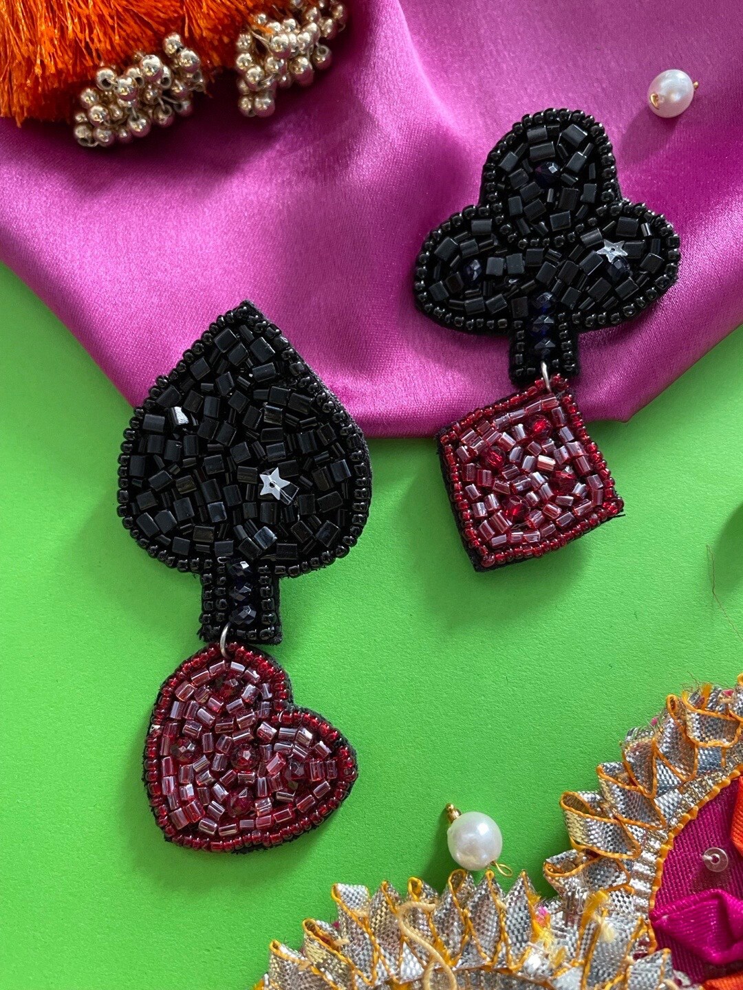 

Digital Dress Room Heart Shaped Beaded Drop Earrings, Black