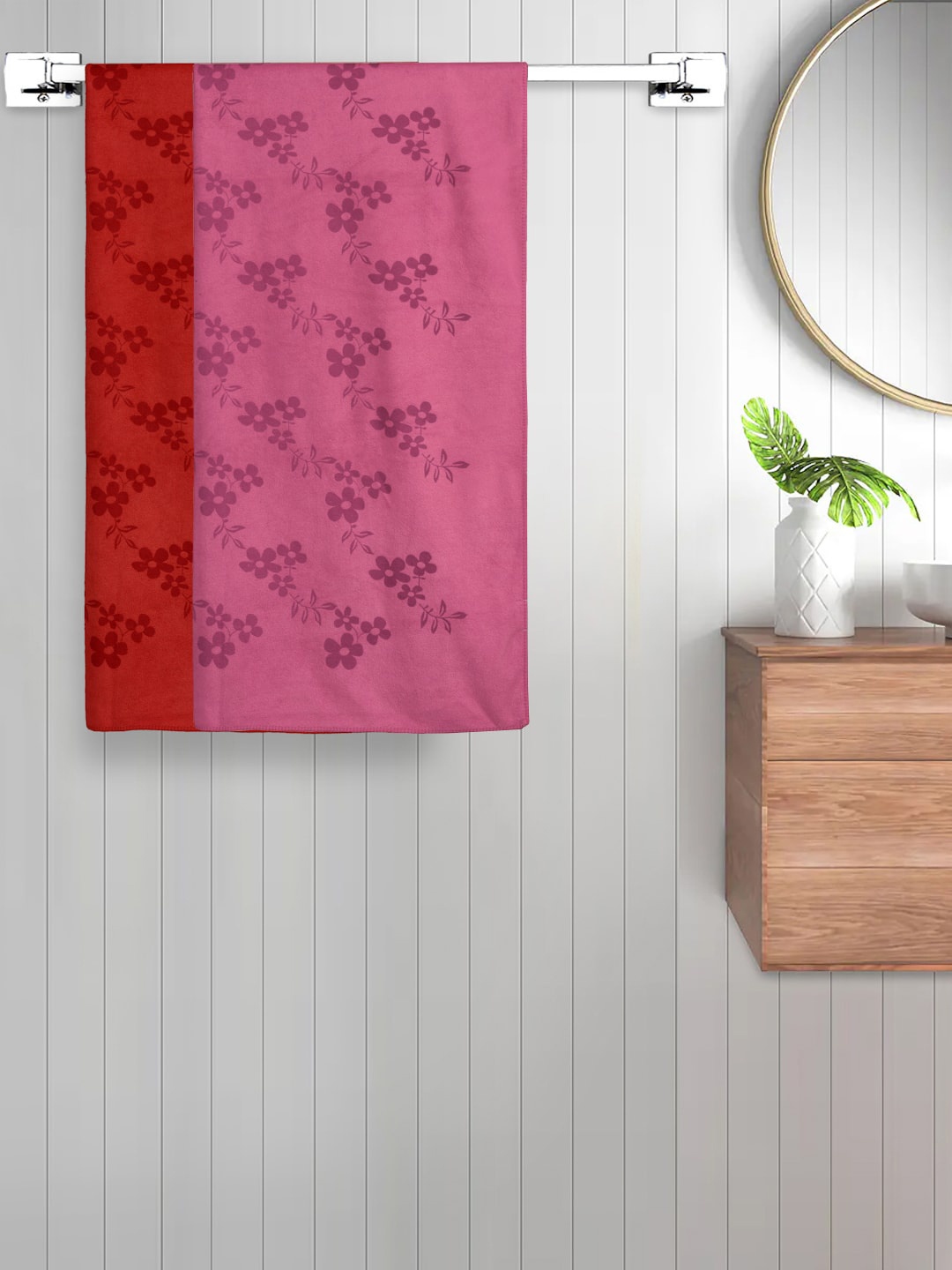 

FABINALIV Red & Pink 2-Pieces Printed 420 GSM Cotton Bath Towels