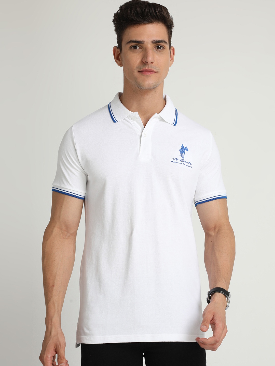 

Masculino Latino Polo Collar Cotton T-shirt, White