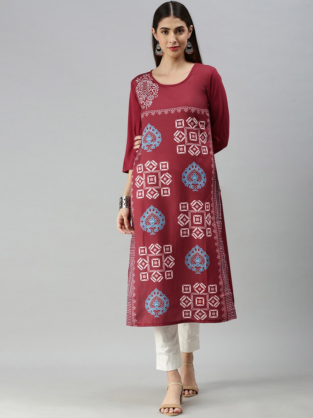 

KALINI Geometric Printed Straight Crepe Kurta, Maroon