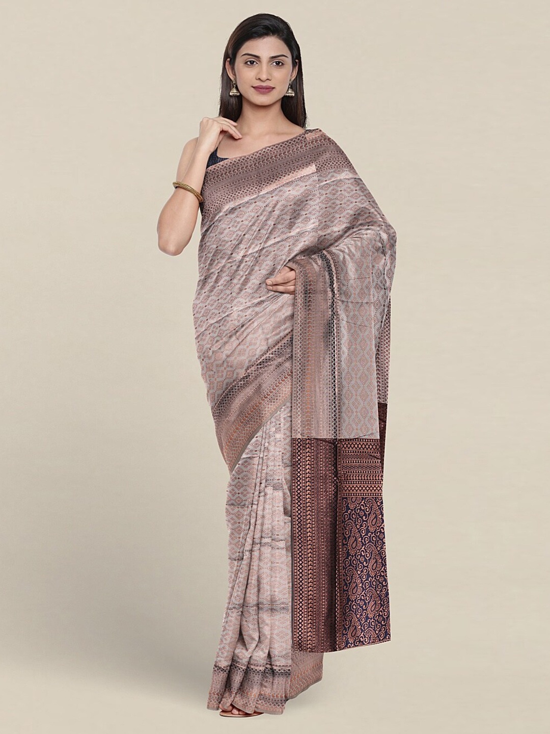 

Pothys Ethnic Motifs Woven Design Zari Jute Silk Saree, Grey