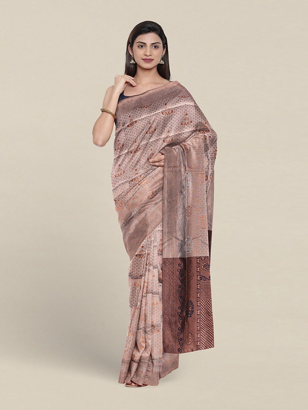 

Pothys Ethnic Motifs Woven Design Zari Jute Silk Saree, Grey