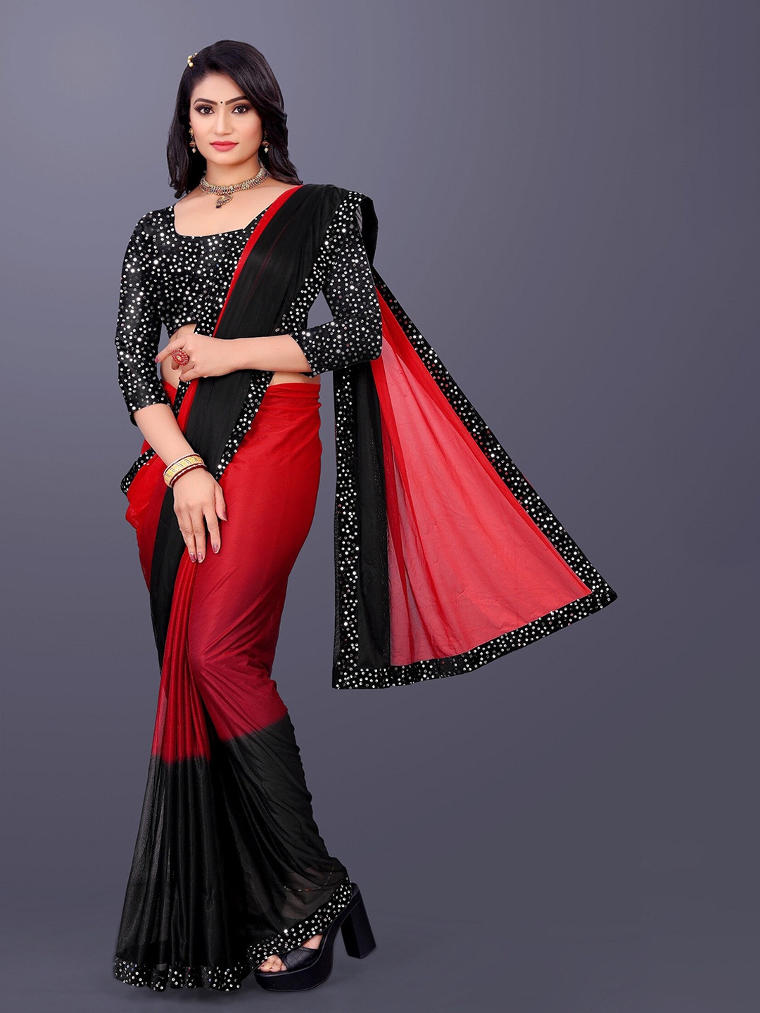 

APNISHA Colourblocked Sequinned Saree, Red