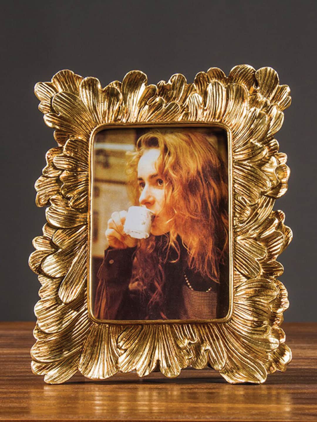 

Art Street Gold Toned Vintage Iris Flower Photo Frame
