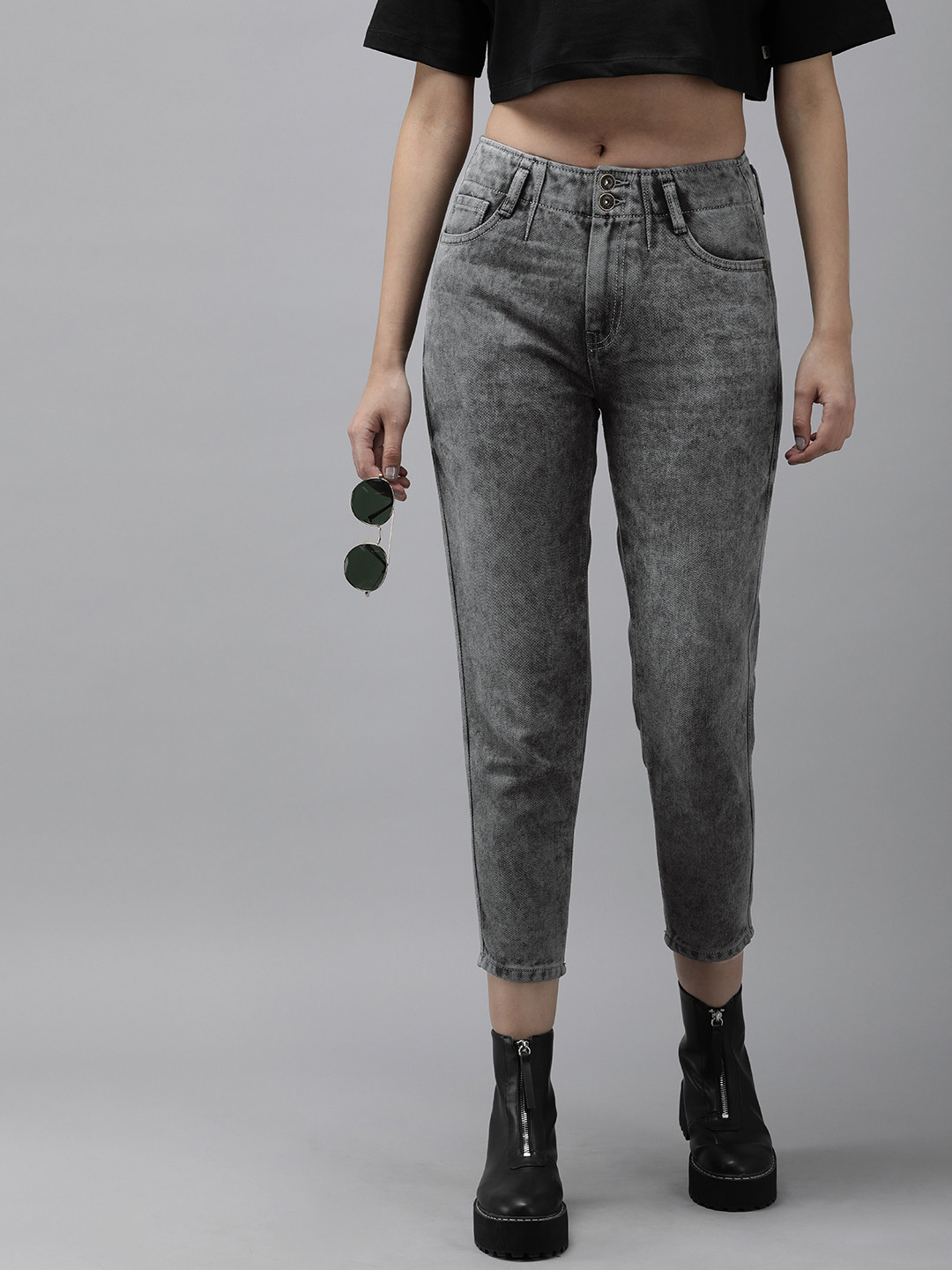 

Roadster Women Slim Fit High-Rise Cotton Jeans, Black