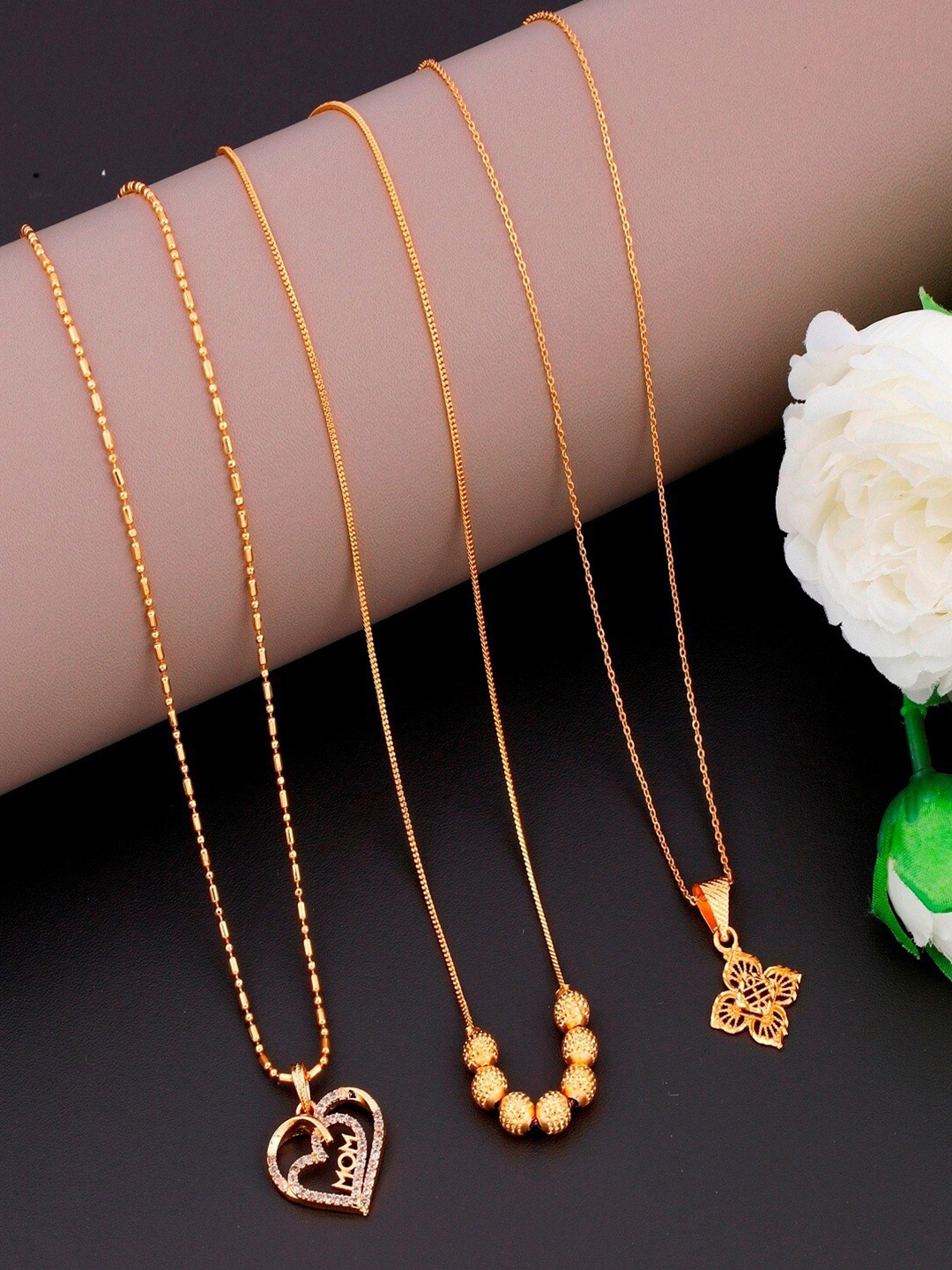 

JEWEL WORLD Set Of 3 Gold-Plated Chain