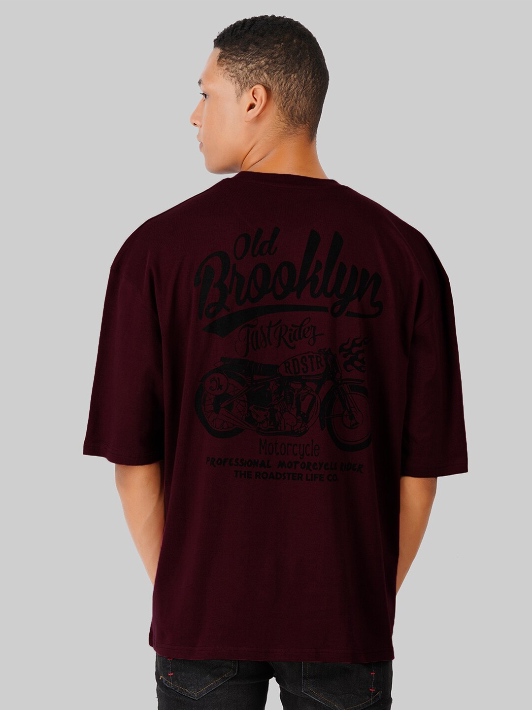 

Roadster Graphic-Printed Pure-Cotton T-Shirts, Maroon