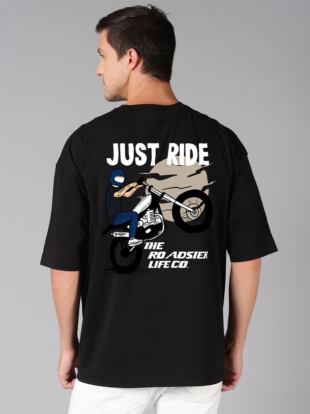 

The Roadster Lifestyle Co. Graphic Printed Pure Cotton Oversized Fit T-shirt, Black