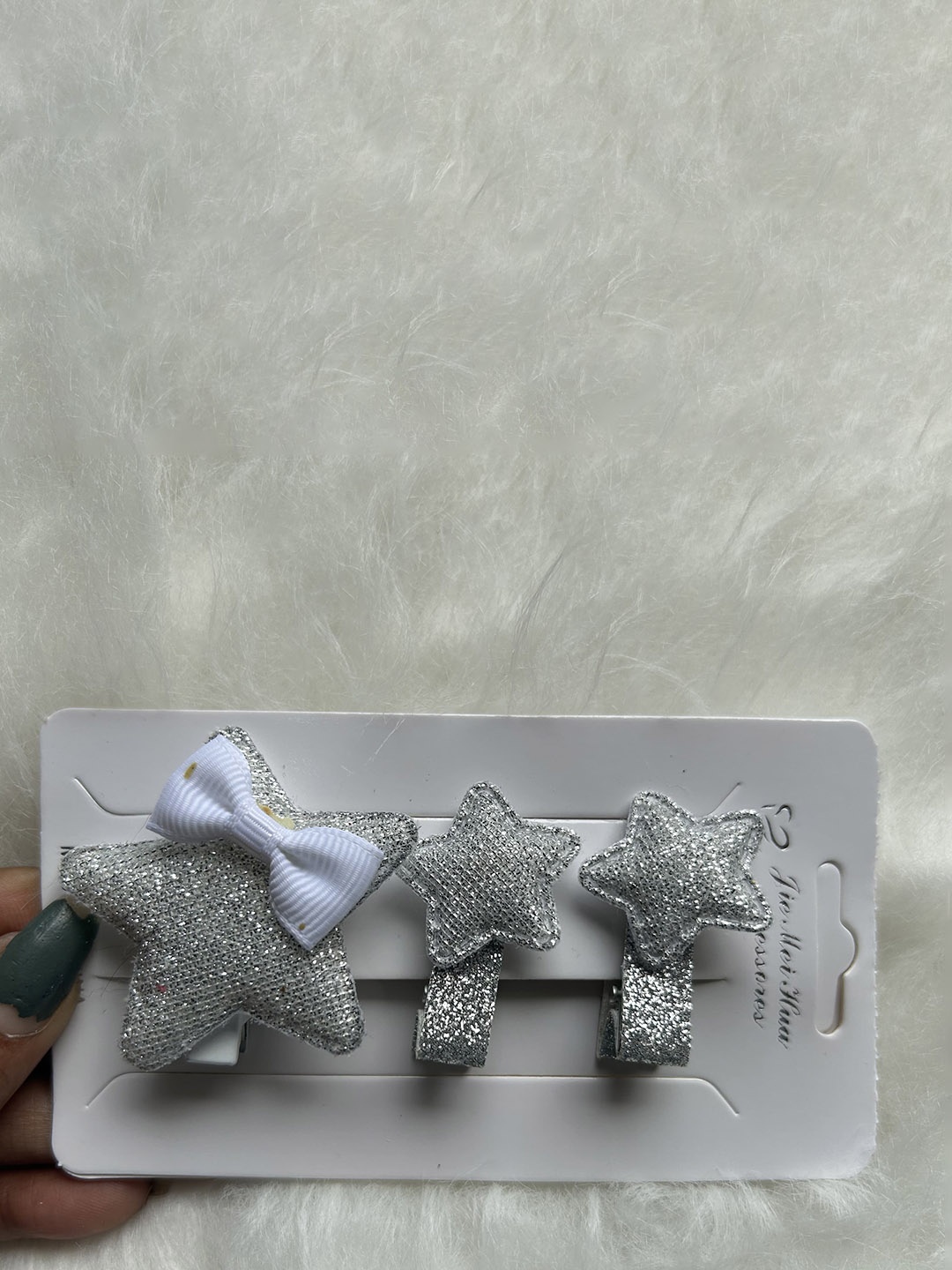 

LYTIX Girls Set of 3 Assorted Embellished Alligator Hair Clip