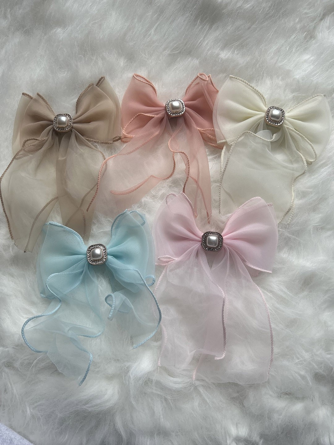 

LYTIX Girls Set Of 5 Assorted Embellished Alligator Hair Clips
