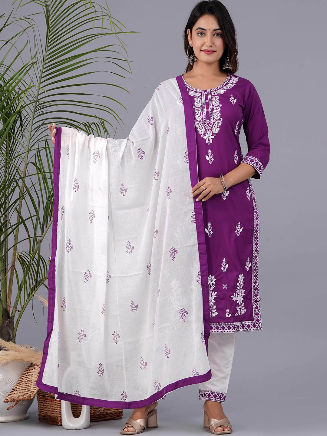

PARCHHAI Ethnic Motifs Embroidered Thread Work Pure Cotton Kurta With Trousers & Dupatta, Purple