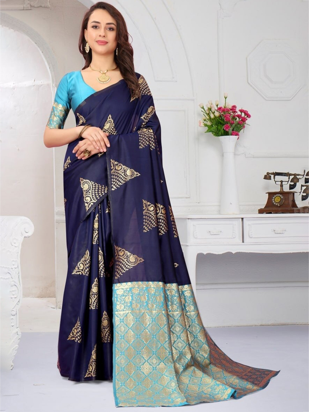 

MAGMINA Woven Design Pure Silk Banarasi Saree, Blue