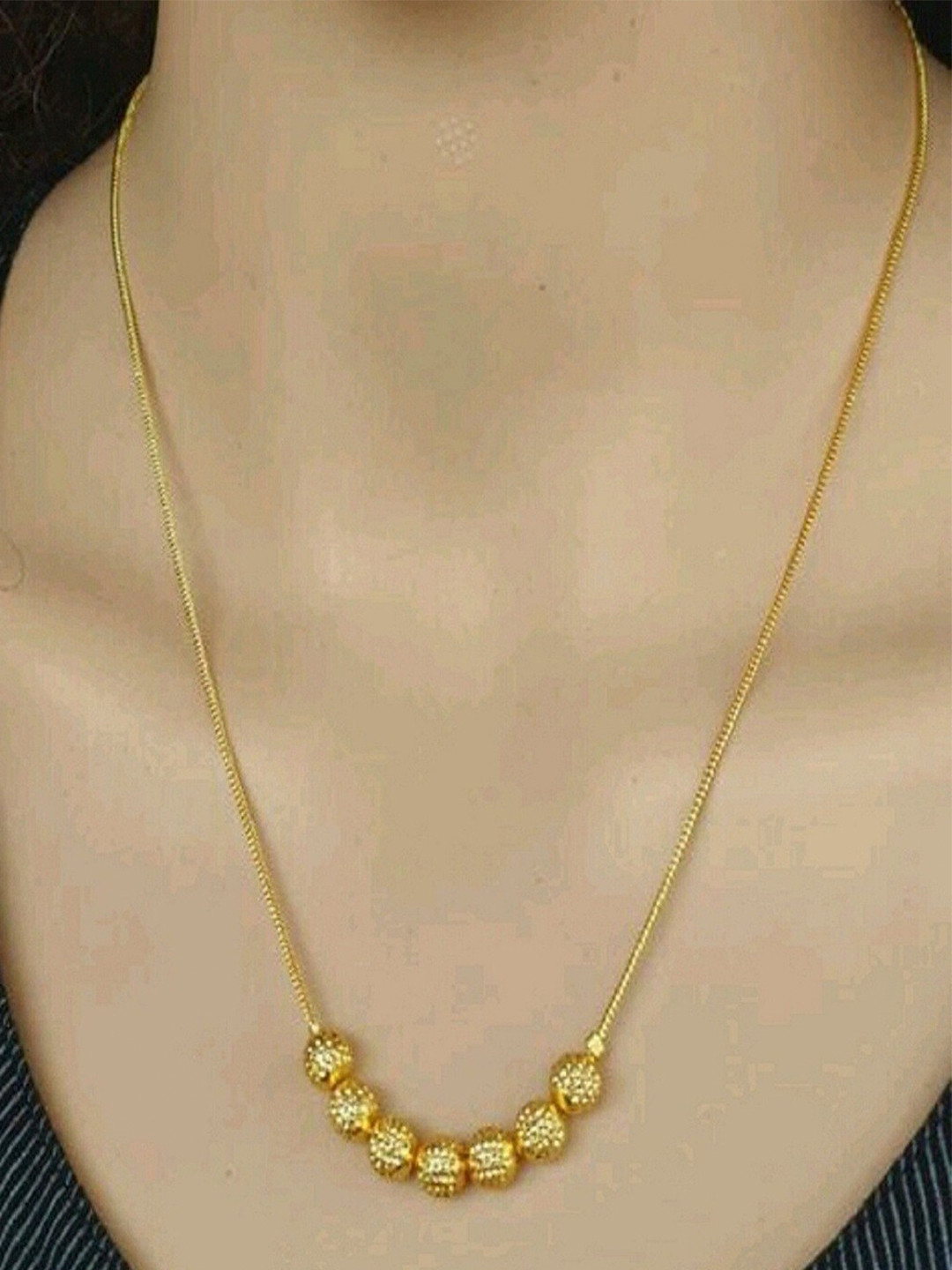 

JEWEL WORLD Set Of 3 Gold-Plated Stone-Studded & Beaded Chains