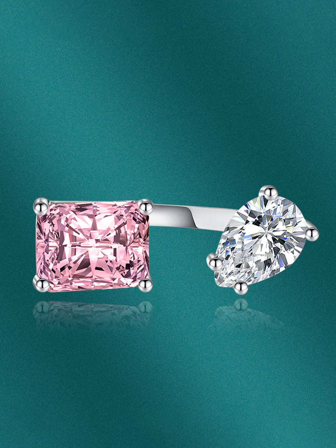 

Designs & You Silver-Plated Cubic Zirconia-Studded Adjustable Finger Ring