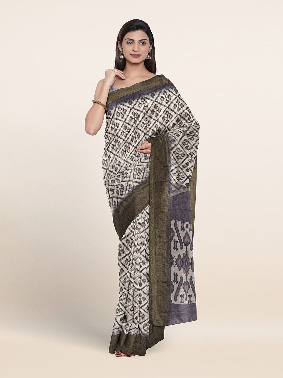 

Pothys Ethnic Motifs Printed Saree, Cream