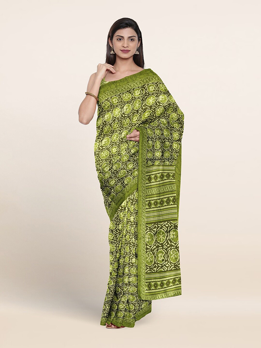 

Pothys Floral Printed Saree, Green
