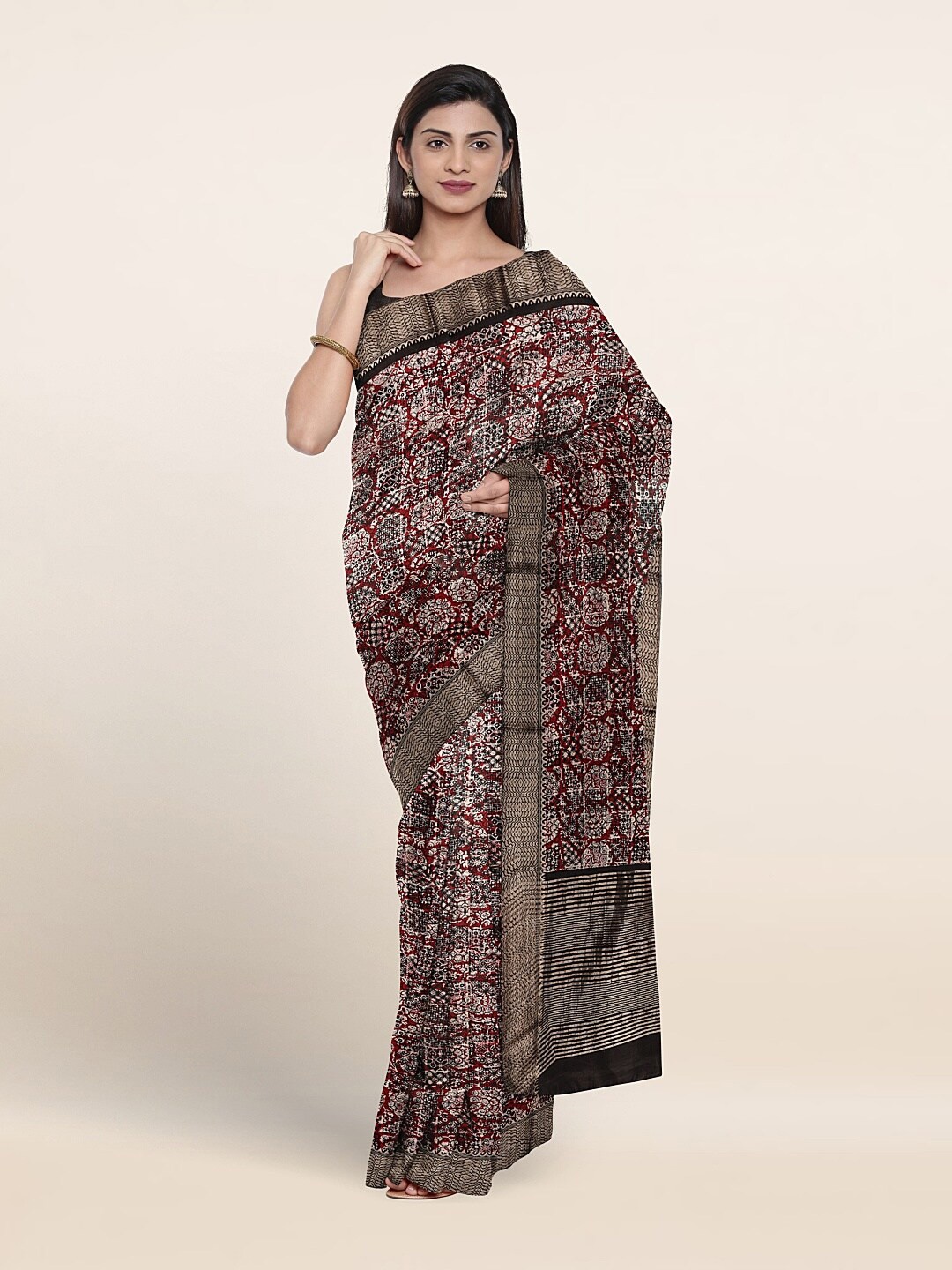 

Pothys Abstract Printed Zari Pure Cotton Saree With Blouse Piece, Maroon