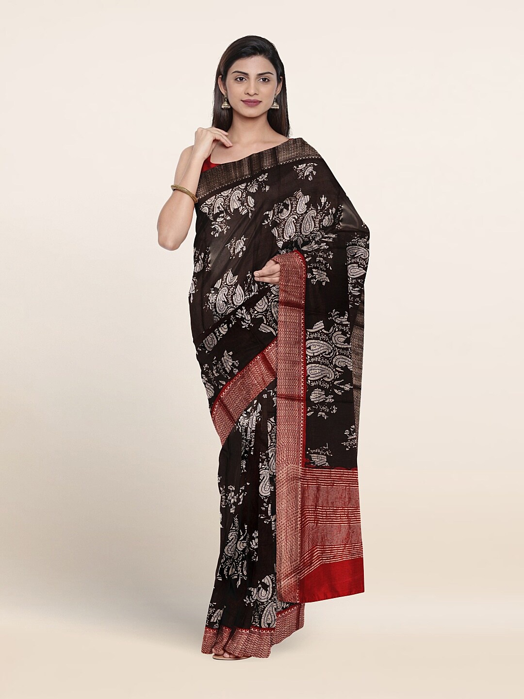 

Pothys Paisley Printed Zari Pure Cotton Saree, Black