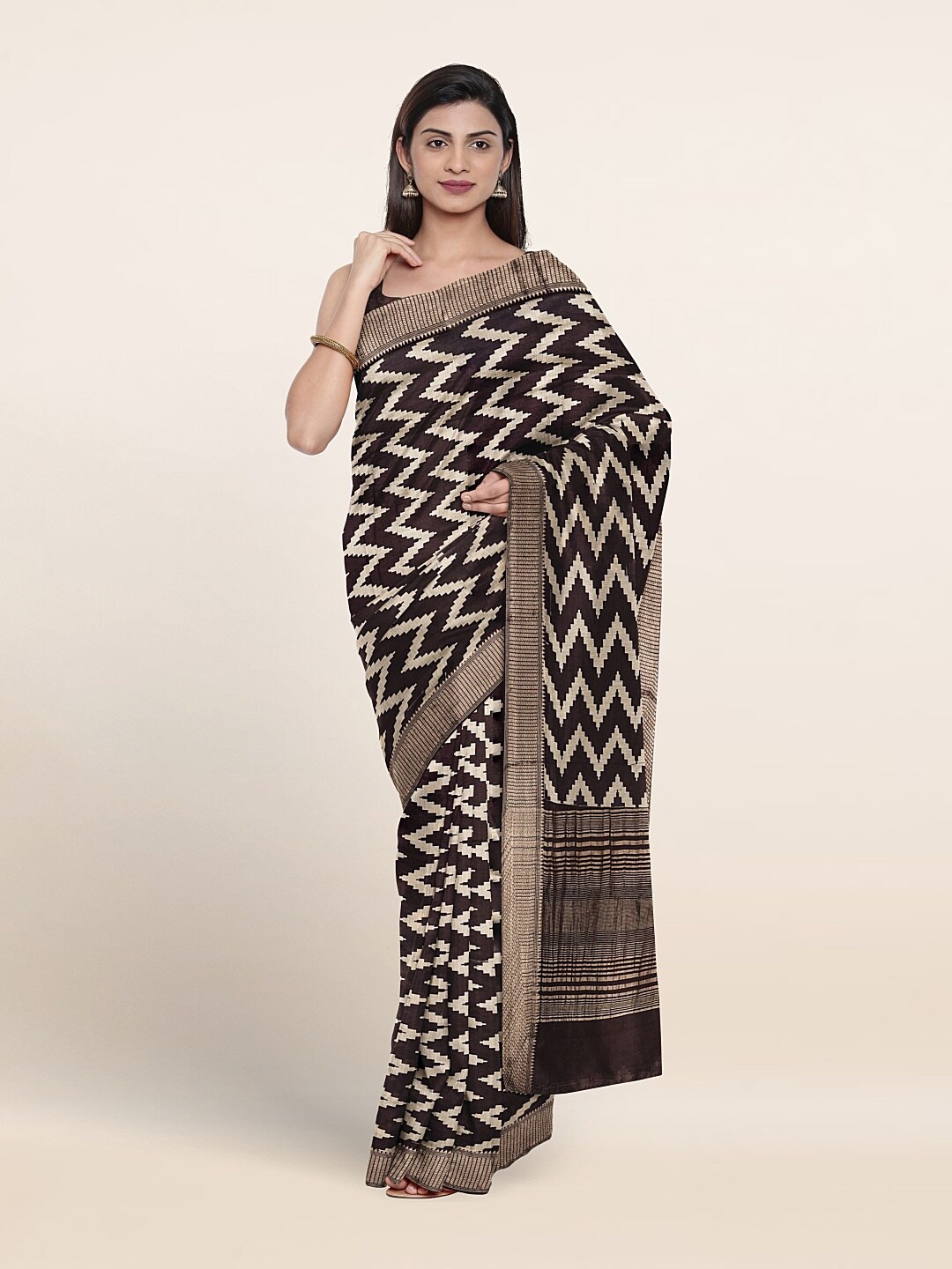 

Pothys Geometric printed Zari Pure Cotton Saree, Cream