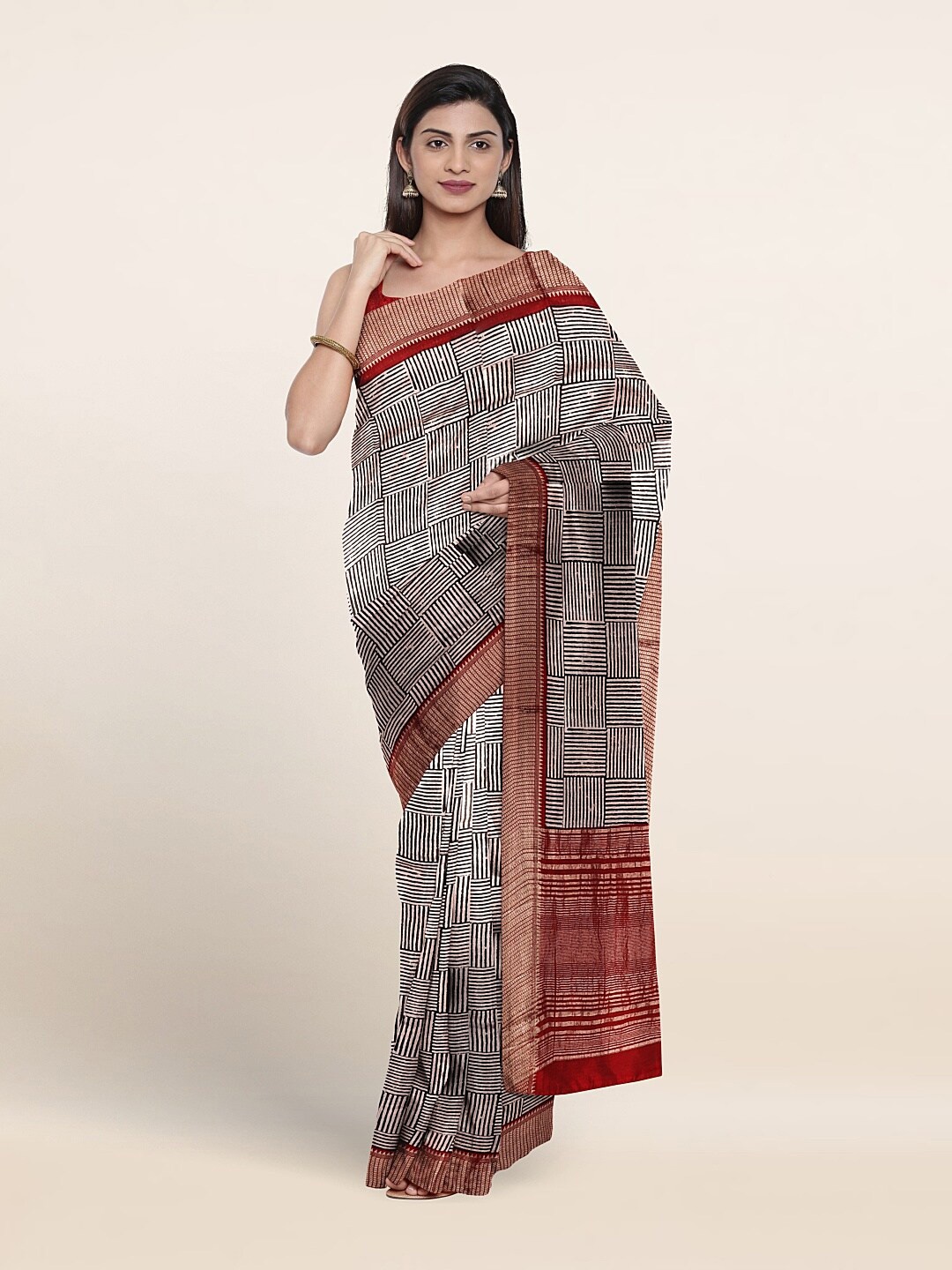 

Pothys Geometric Printed Zari Pure Cotton Saree, Cream
