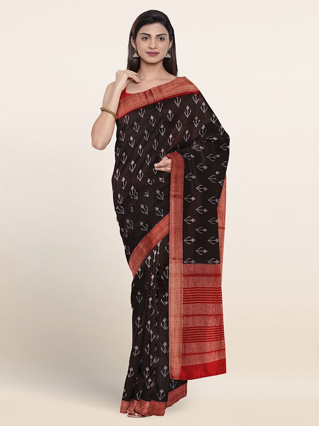 

Pothys Ethnic Motifs Printed Zari Pure Cotton Saree, Black