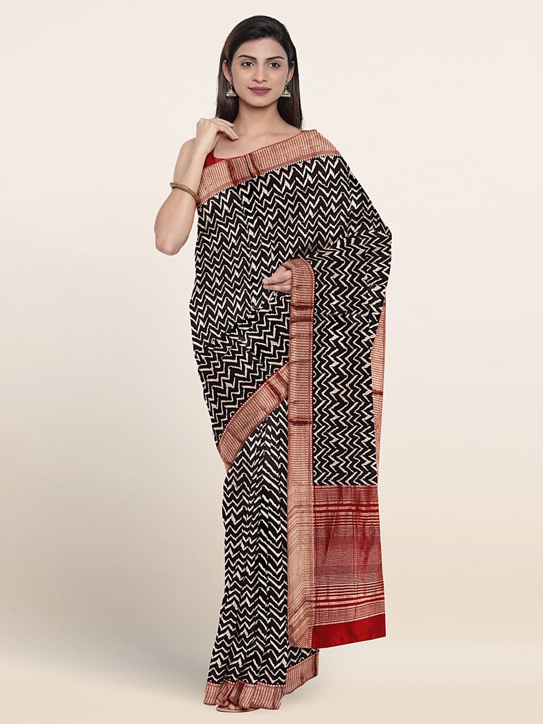 

Pothys Striped Printed Zari Pure Cotton Saree, Black