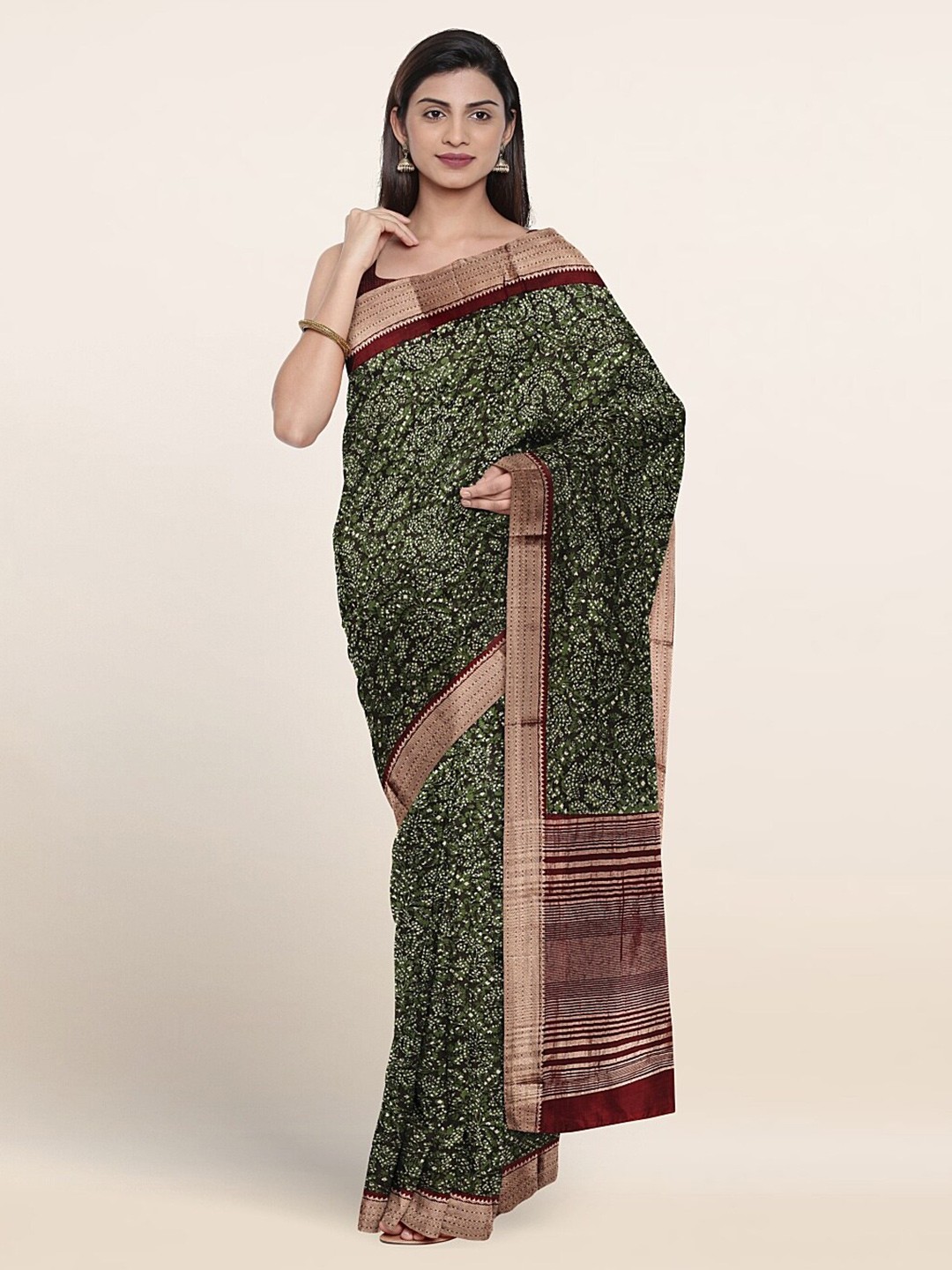 

Pothys Abstract Printed Woven Design Zari Pure Cotton Saree, Green