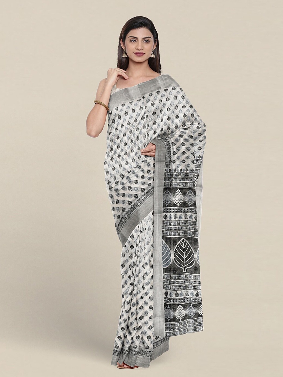 

Pothys Ethnic Motifs Printed Pure Cotton Saree, White