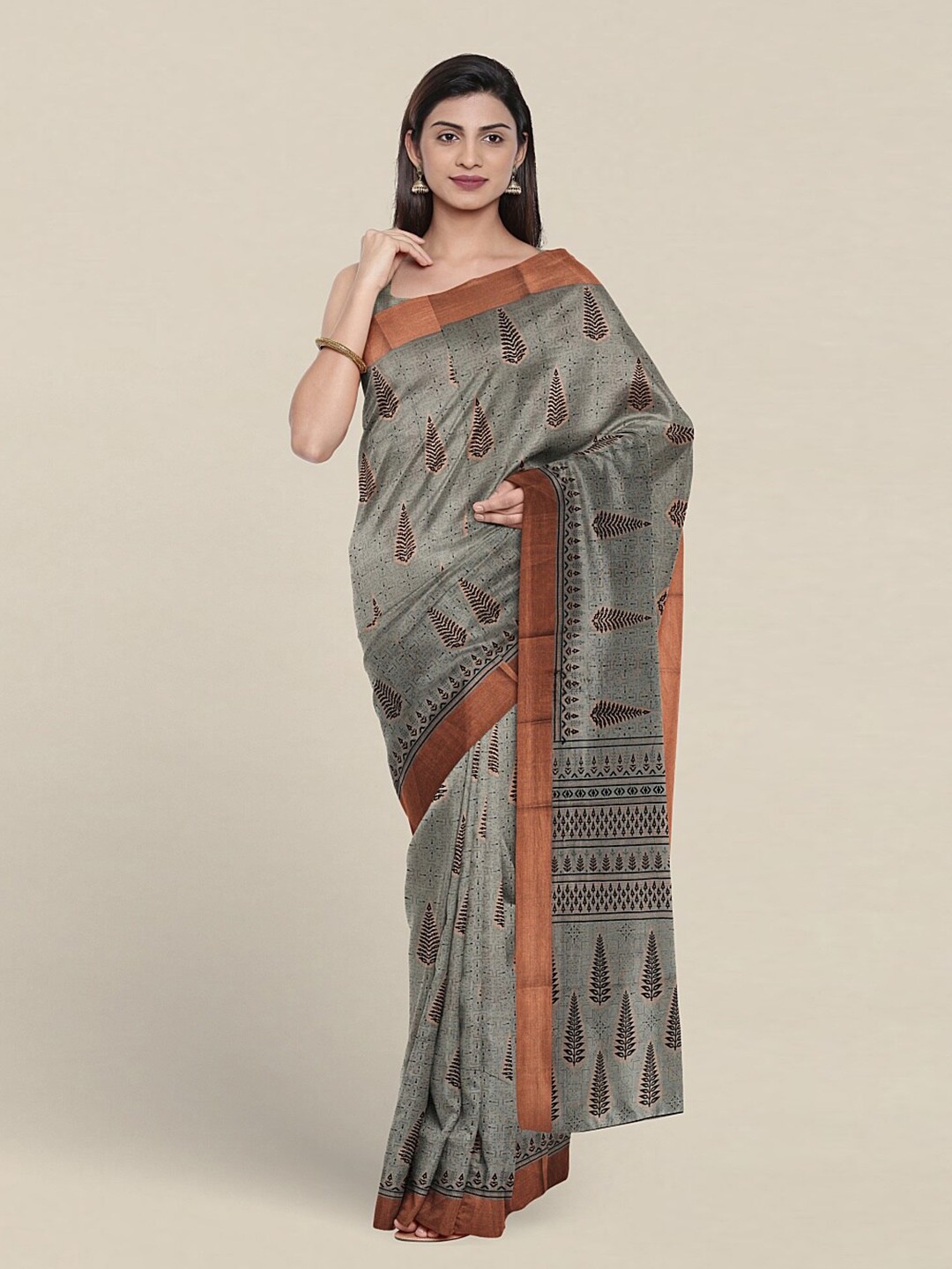 

Pothys Ethnic Motifs Printed Pure Cotton Saree, Grey
