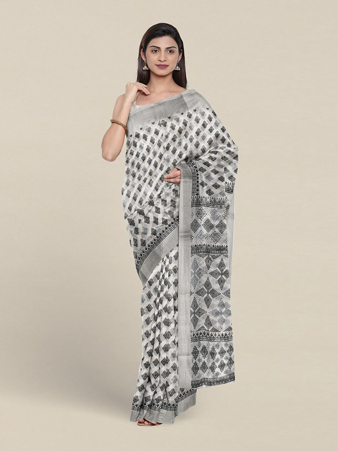 

Pothys Ethnic Motifs Printed Pure Cotton Saree, White