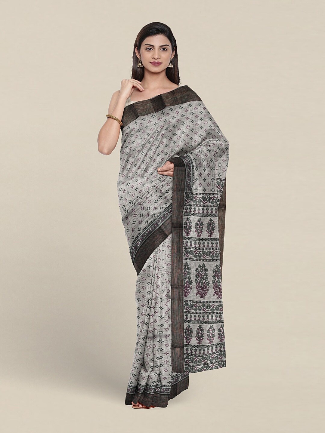 

Pothys Geometric Printed Pure Cotton Saree, Grey